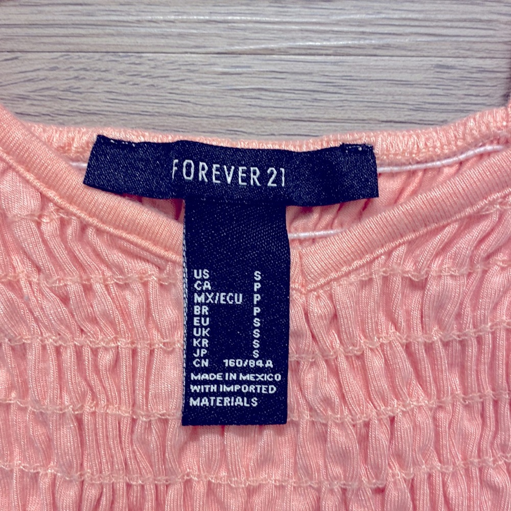 Light Pink Cropped Ruffled Tank Top - Picture 3 of 3